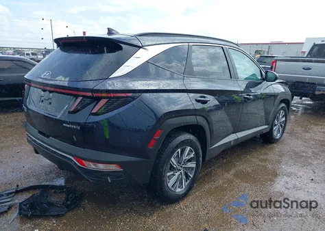 2022 Hyundai Tucson Hybrid z USA, uszkodzony, nr VIN KN8JBCA18NU081395